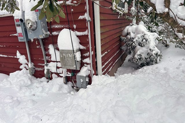 keeping oil tank fill clear